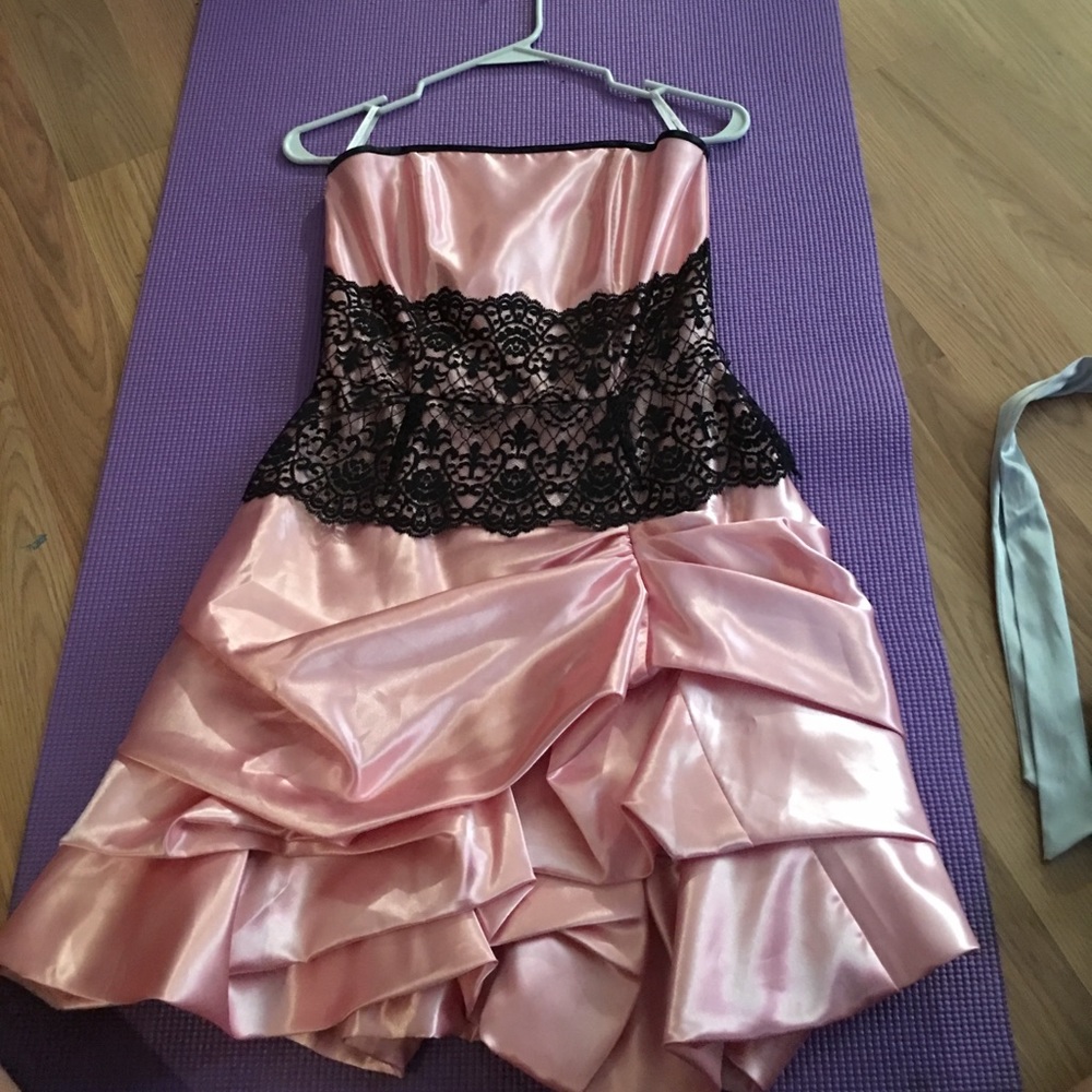 Strapless dress