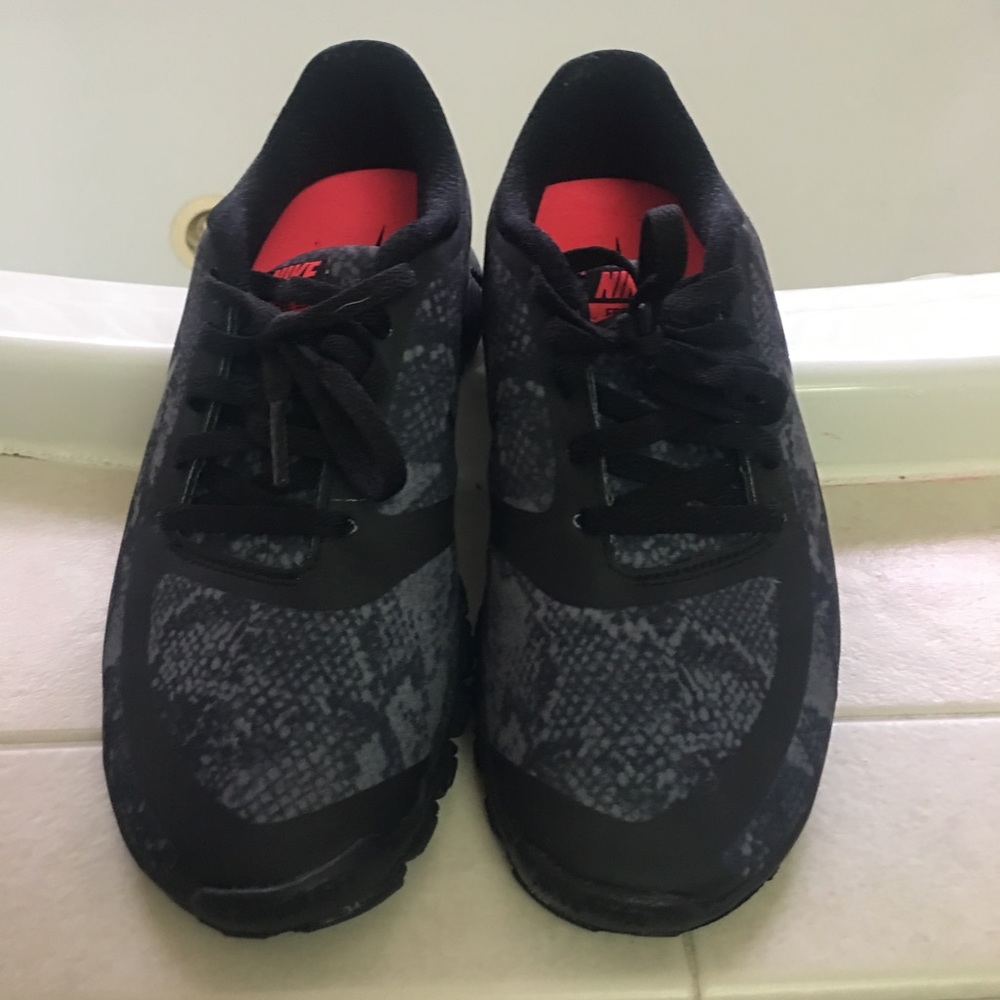 Women's Nike Free 5.0 running NEW!!!