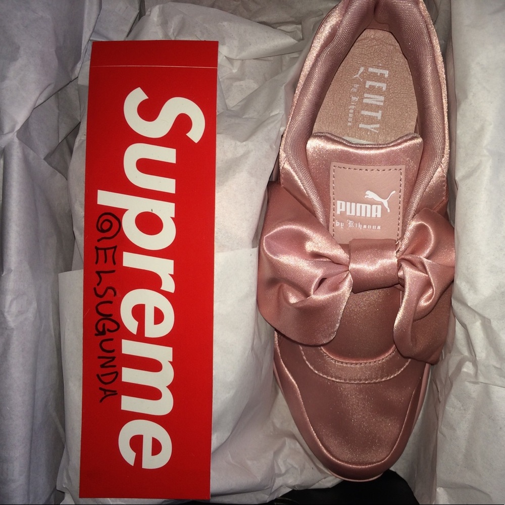RIHANNA FENTY BOW PINK TRAINERS