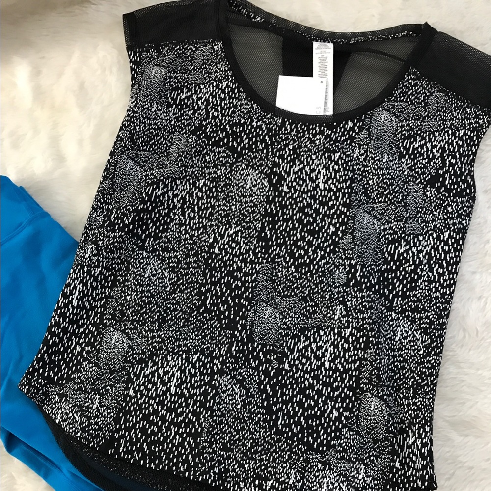 Fabletics Workout Top - image 1