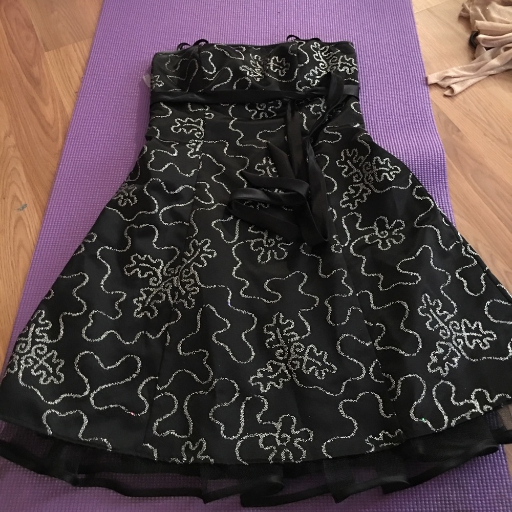 Strapless dress
