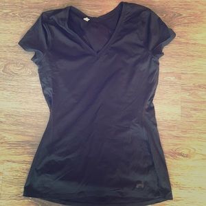 Women's Under Armour Black Short Sleeve