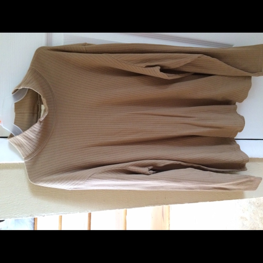 Long sleeve shirt