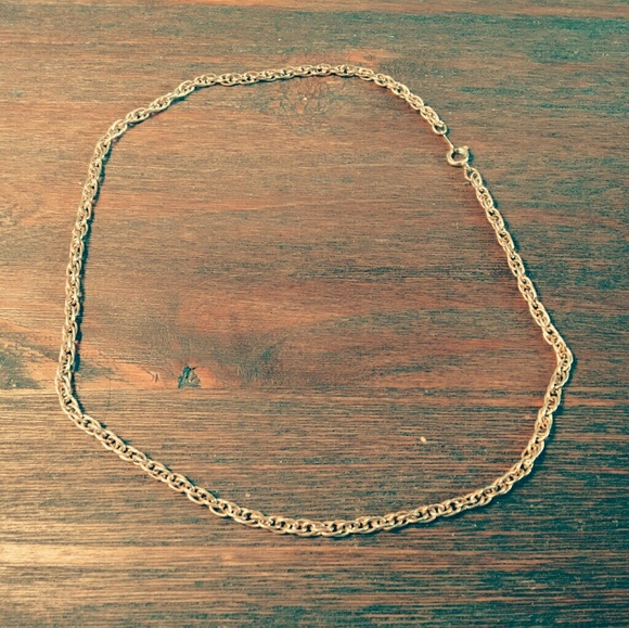 18" gold plated chain - Picture 2 of 2