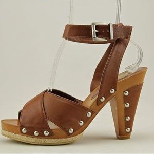 Kensie Retro / Vintage Inspired Nail Head heels