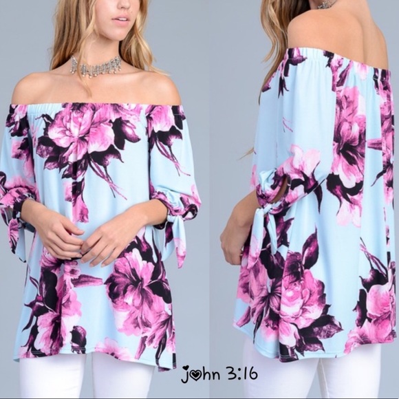 last small ๐ Stunning off shoulder tops - Picture 2 of 4