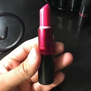 Mac lipstick viva glam