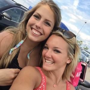 Meet your Posher, Sophia