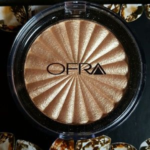 OFRA Rodeo Drive highlighter