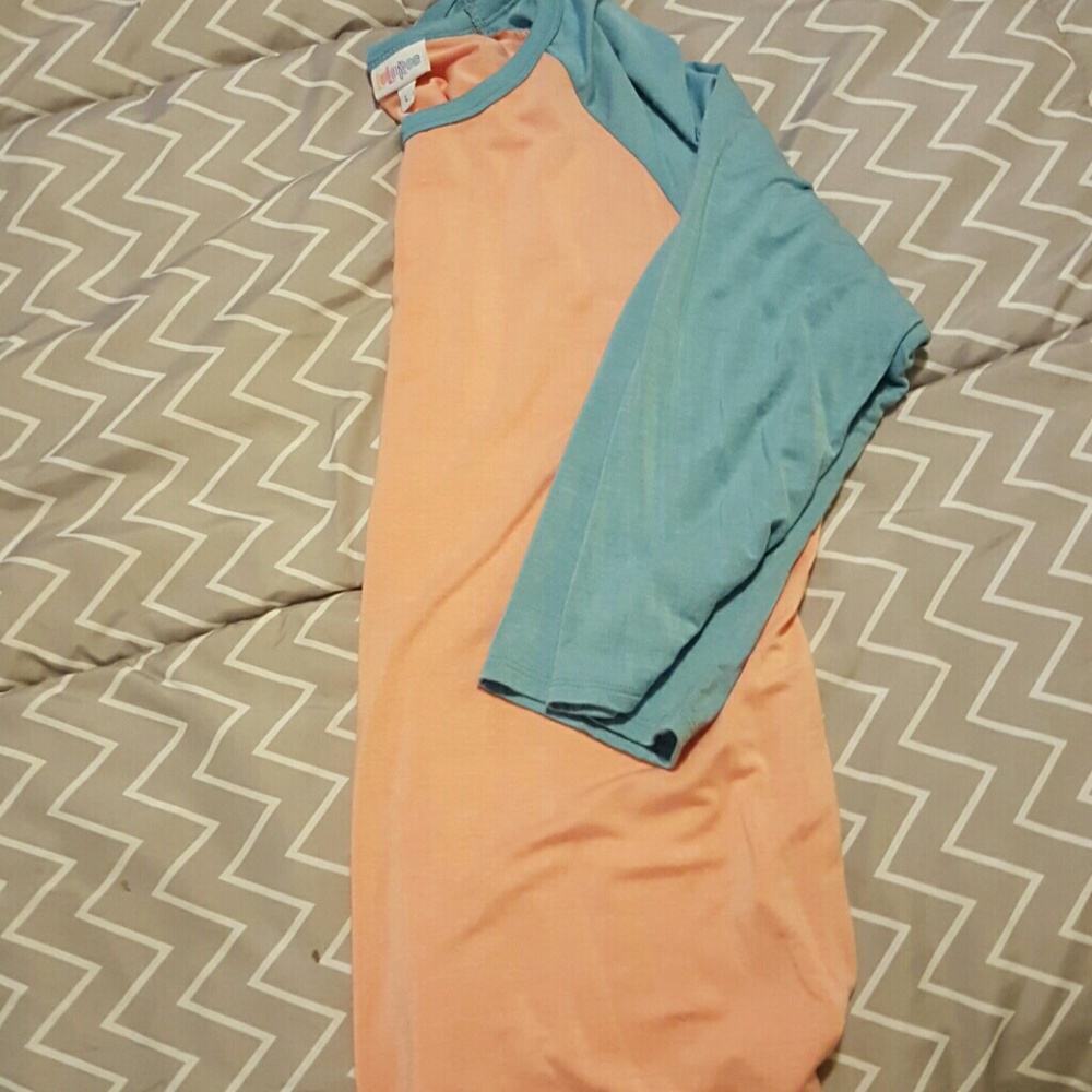 Lularoe Large Randy T pink and blue