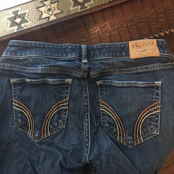 Hollister Skinny Jeans - Picture 4 of 4