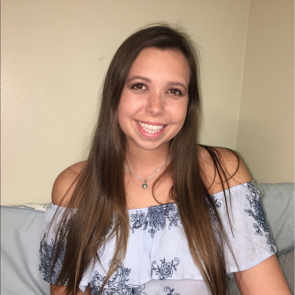 Meet your Posher, Gabby