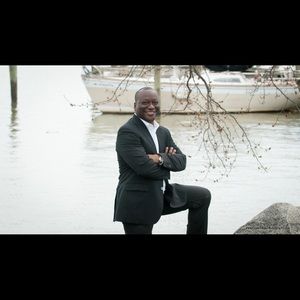 Meet your Posher, Fred