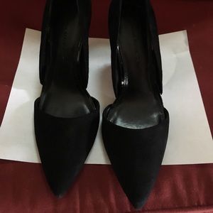 Suede banana republic pumps black
