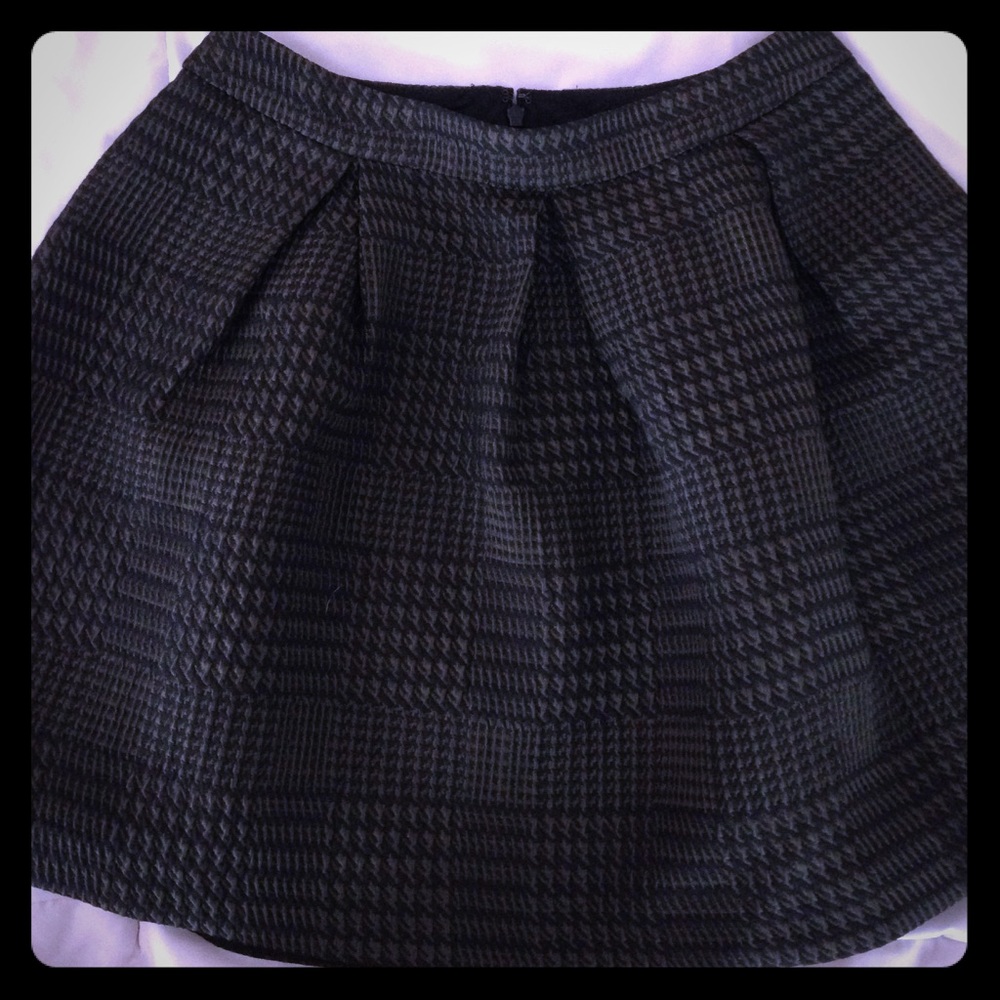 NWT Green Plaid short full skirt 8