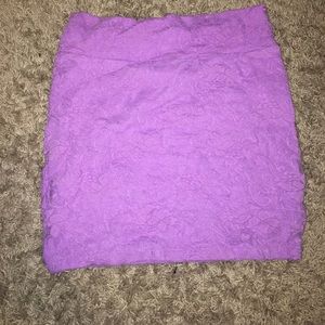 Lilac floral lace tight skirt!