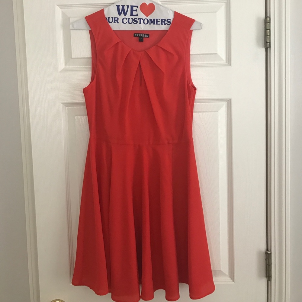Woman red express dress! Very thinning!