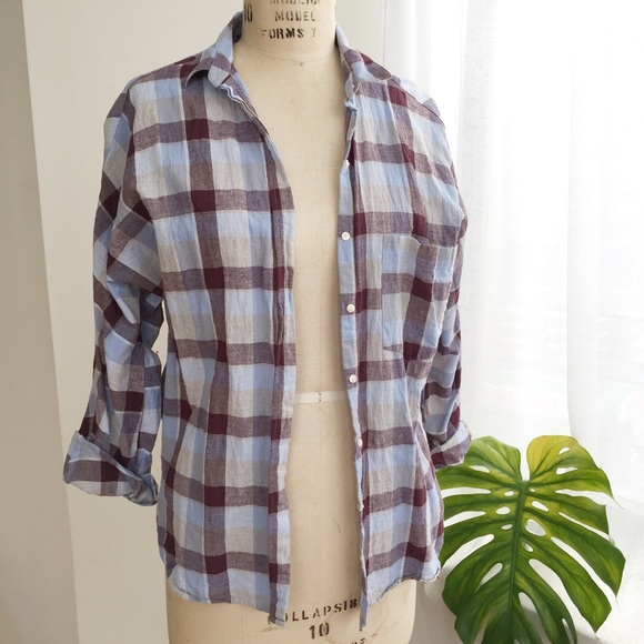 Zara Tops - ZARA LINEN BUTTON UP TOP SIZE MEDIUM Zara Tops - ZARA LINEN BUTTON UP TOP SIZE MEDIUM