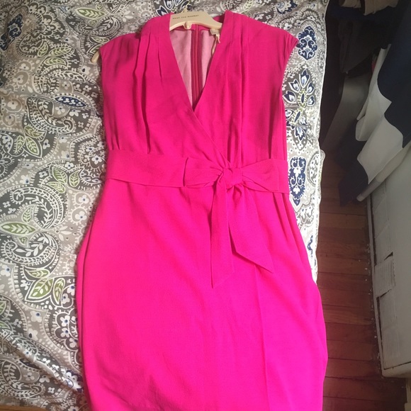 kate spade Dresses & Skirts - NWT Kate Spade fuchsia dress size 6