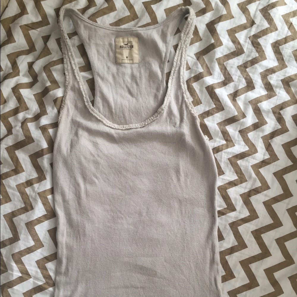 Tank top with ruffles around the neck line