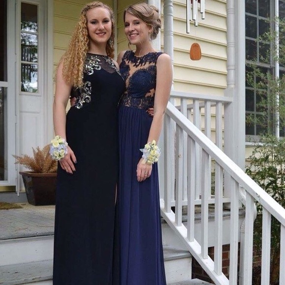 Sherri Hill Prom Dress - Picture 2 of 7