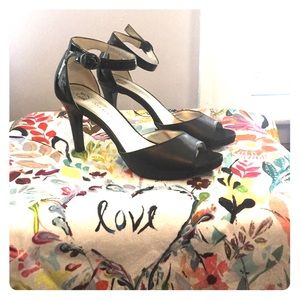 Anne Klein black open toe heels size 8.5