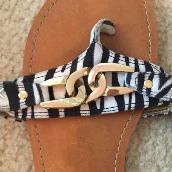 Flip flops - Picture 2 of 3