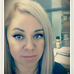 Meet your Posher, Elena