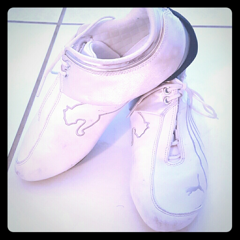 Puma sneakers- FINAL PRICE REDUCTION