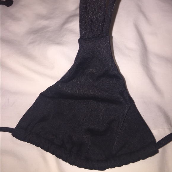 Victoria's Secret macrame bikini top Italian fabri - Picture 2 of 3