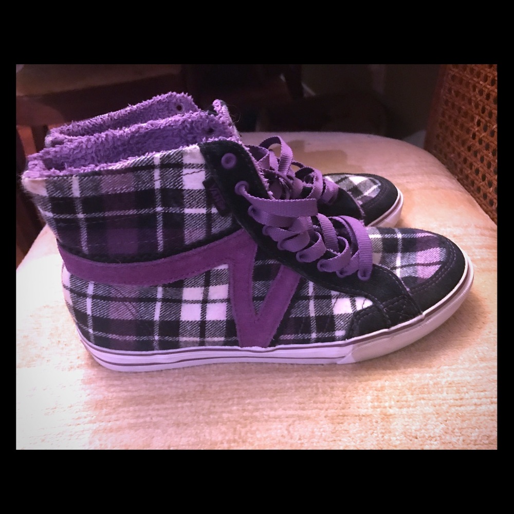 Cute black and purple Vans