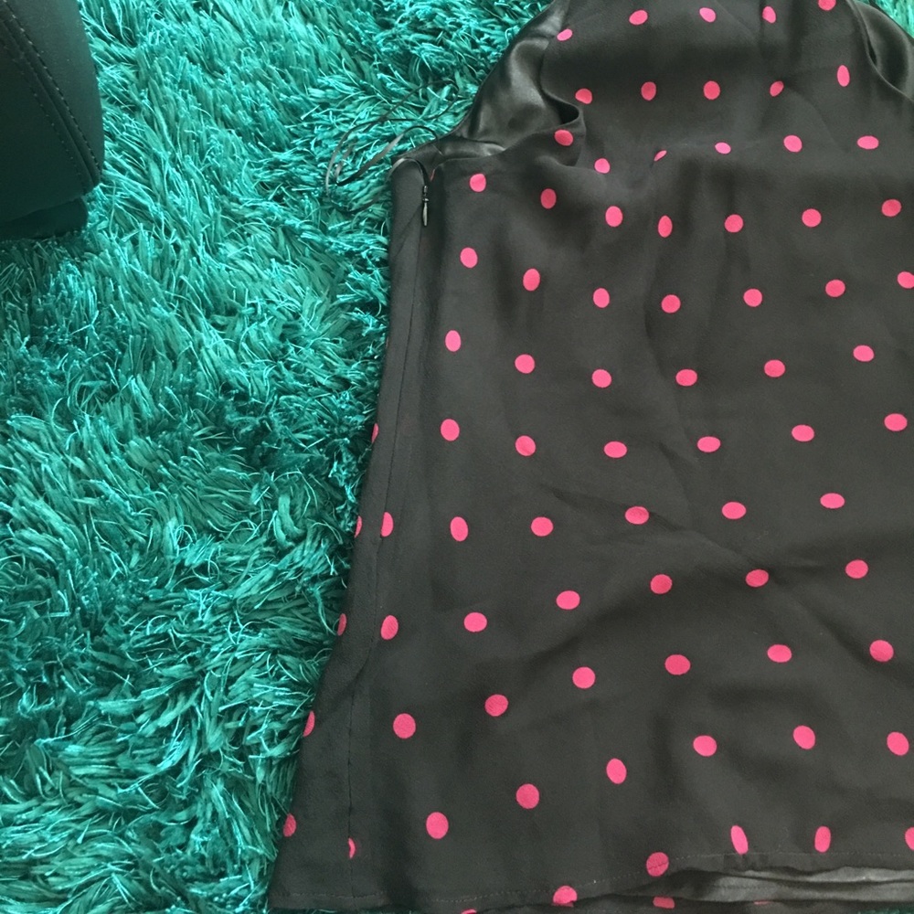 Express Razorback Polka Dot top! - Picture 7 of 8