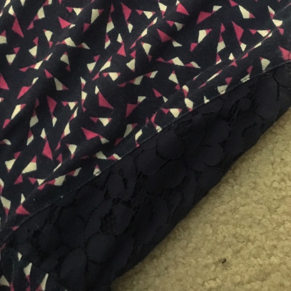 Cute Dress, Lace Detail - Picture 4 of 4