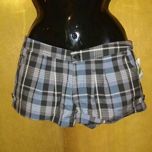 💙NWT Charlotte Russe dress shorts