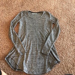 Maurice's Gray Shirt