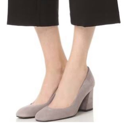 stuart weitzman mary pump