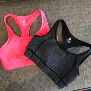 2 Small Old Navy never worn sports bras