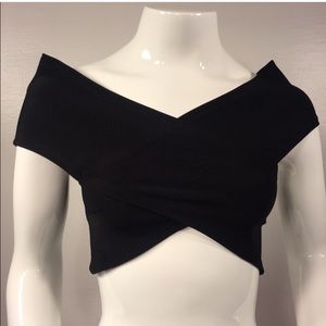 Tobi off the should crop top