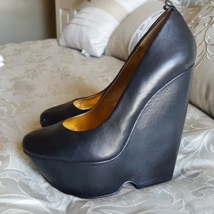 Aldo black platform wedge heels size 38.5