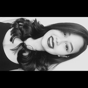 Meet your Posher, Karla