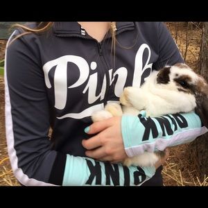 Meet your Posher, Bella