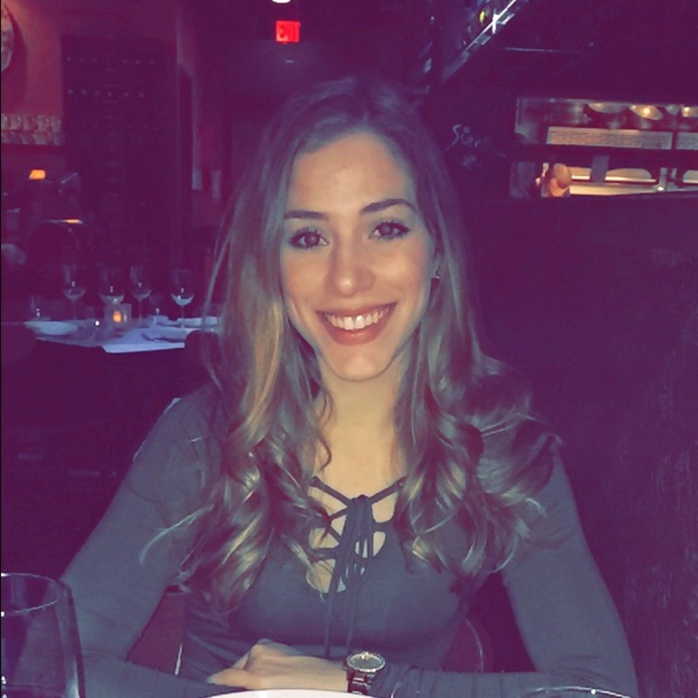 Meet your Posher, Alessandra