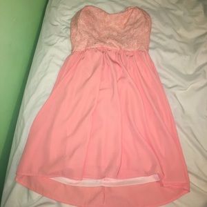 Adorable light coral flowy dress