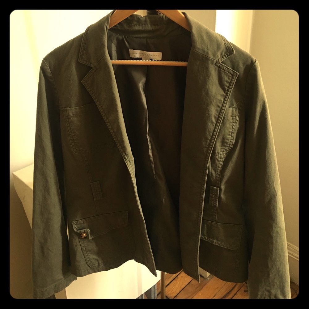 ARMY GREEN jacket! Goes with almost anything!
