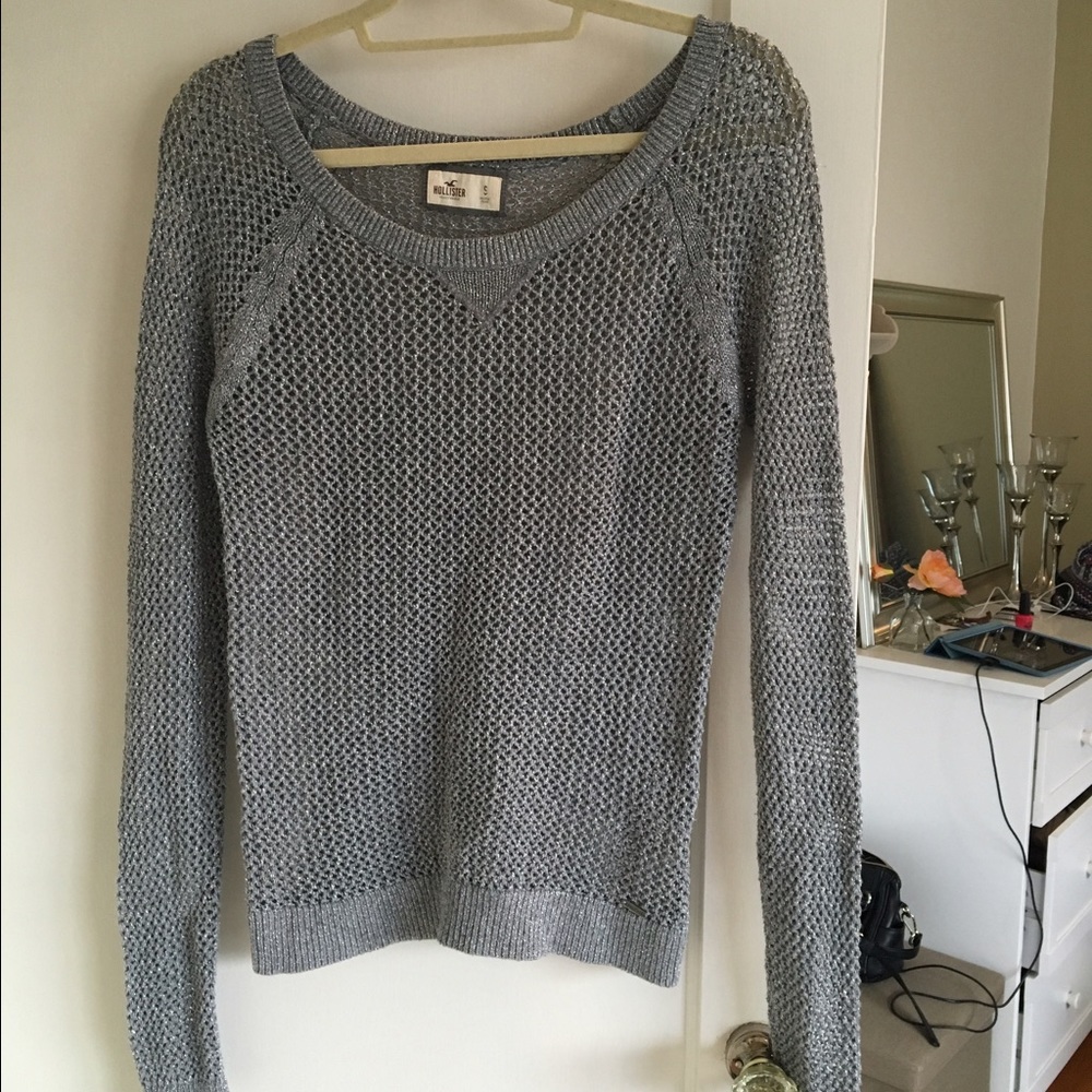 Hollister sweater size SM