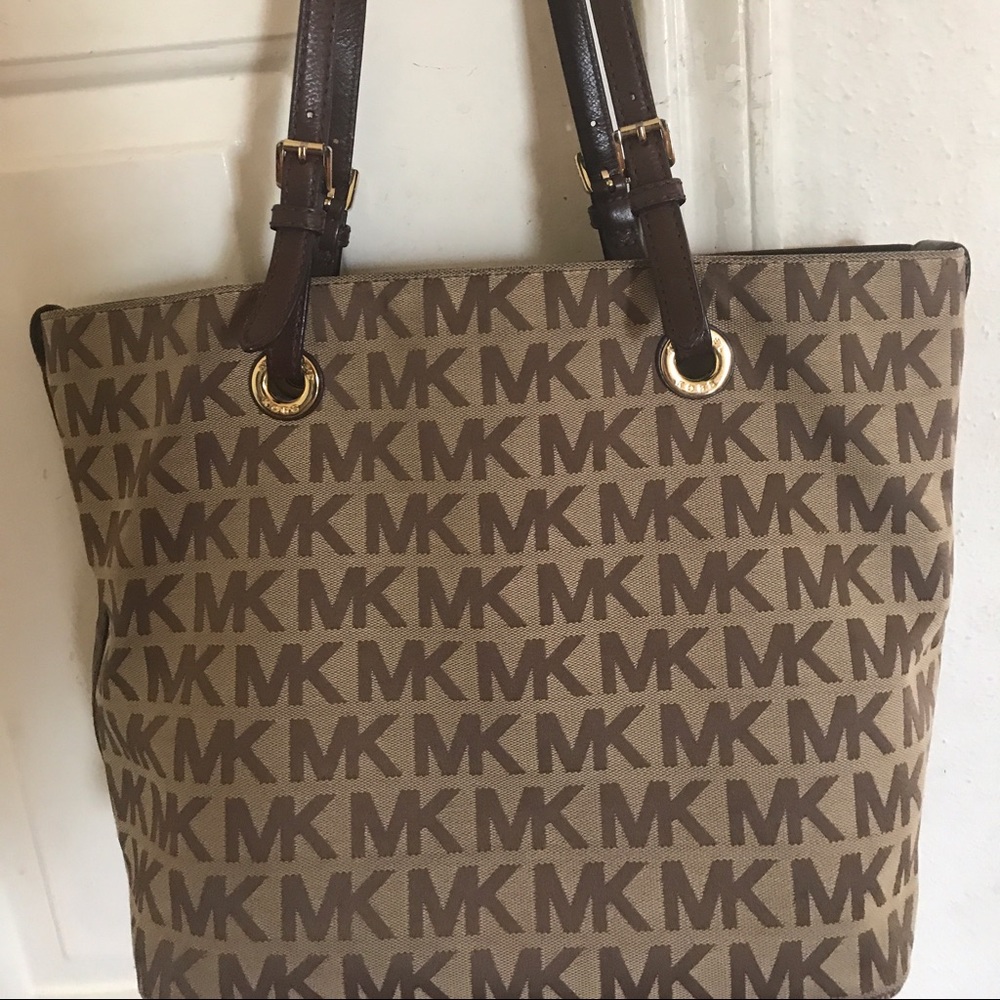 Michael Kors Tote