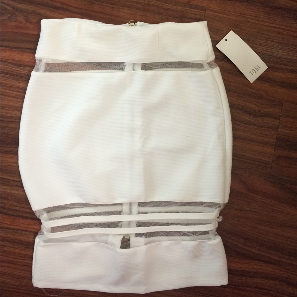 Tobi. Skirt