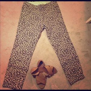 Size 6 cheetah linen capris! Jcrew