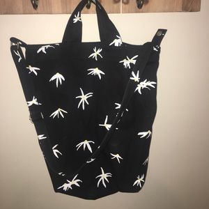 Baggu black canvas tote