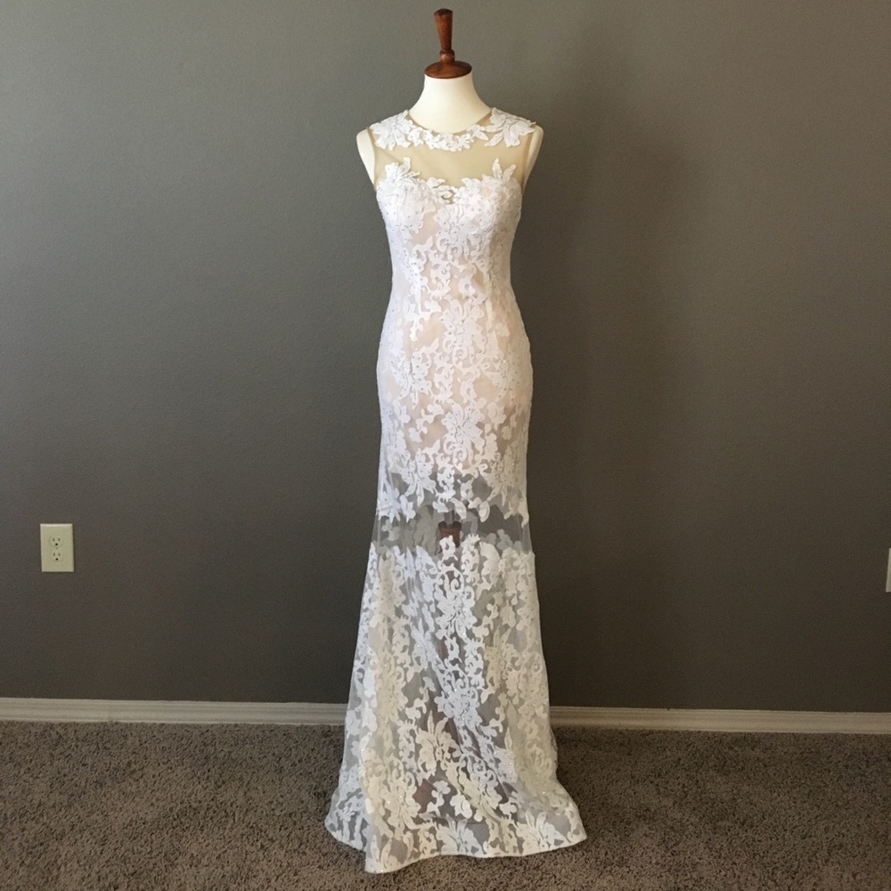 Prom / Formal / Wedding Dress